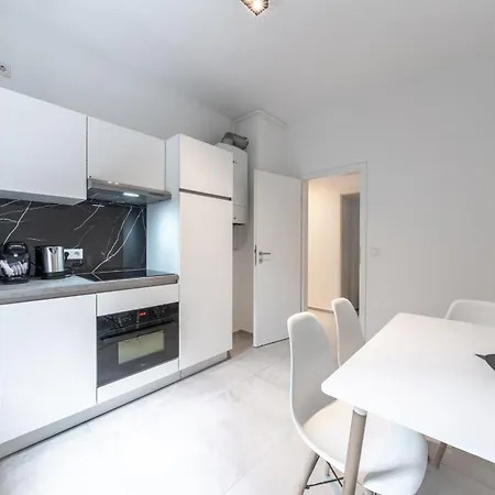 Nurban 2 Aparthotel